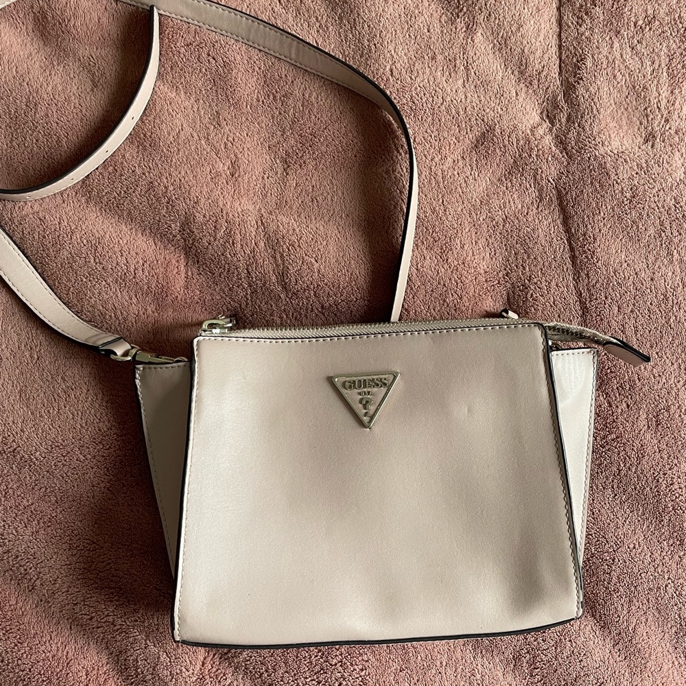 Guess purse